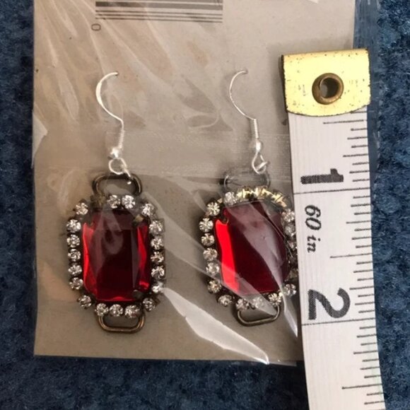 Vintage Crimson Red Jewels Dangle Hook Earrings - Picture 2 of 3